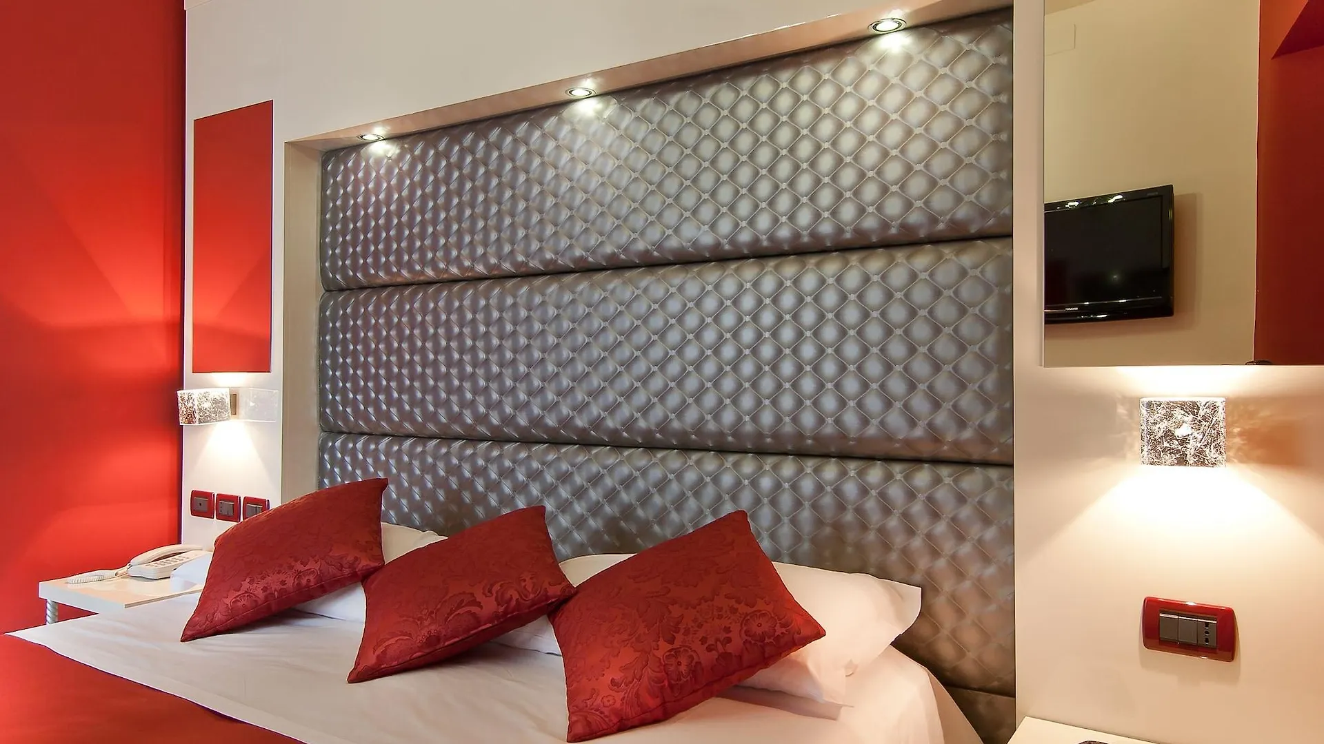 Hotel Fellini Ρώμη 3*,