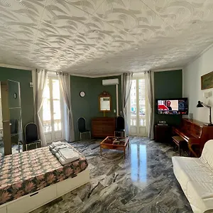  Apartamento Nolo 4 11 Beds Italia