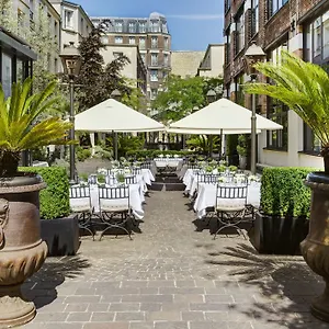 Les Jardins Du Marais 4*, Paris França