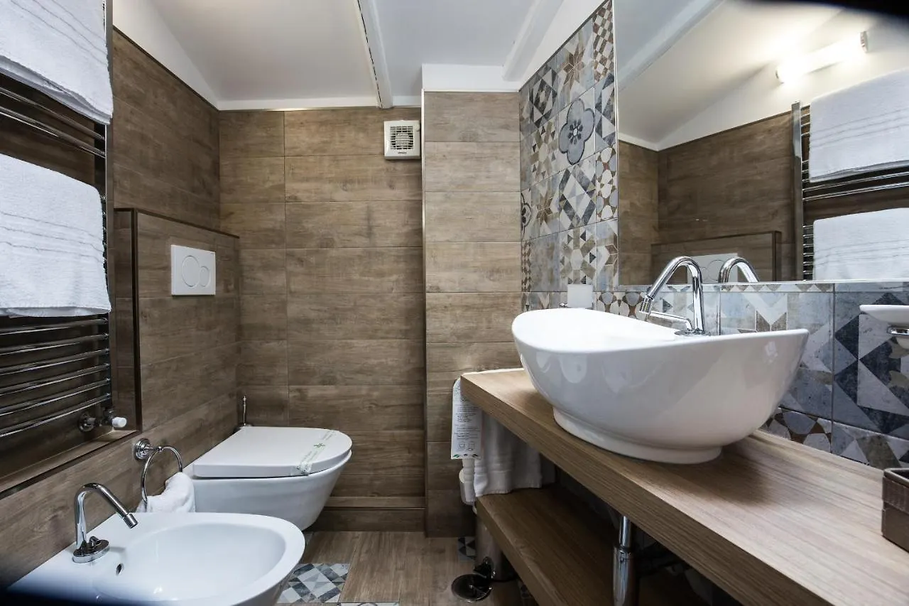 Hotel Fellini Roma Italia