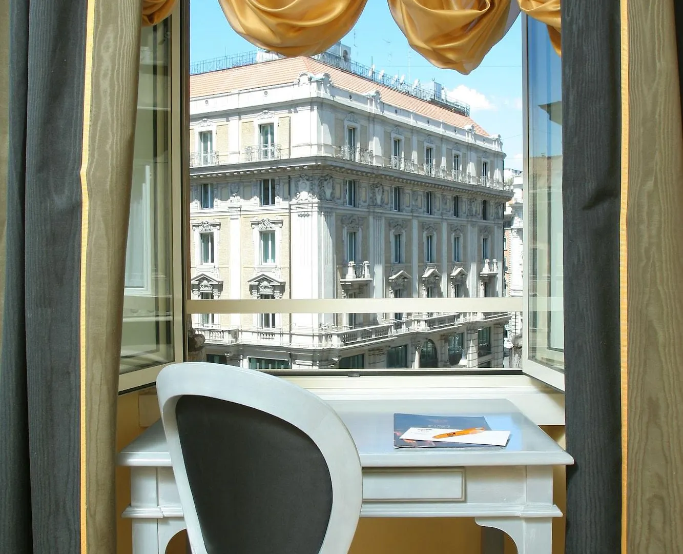 Hotel Fellini Roma